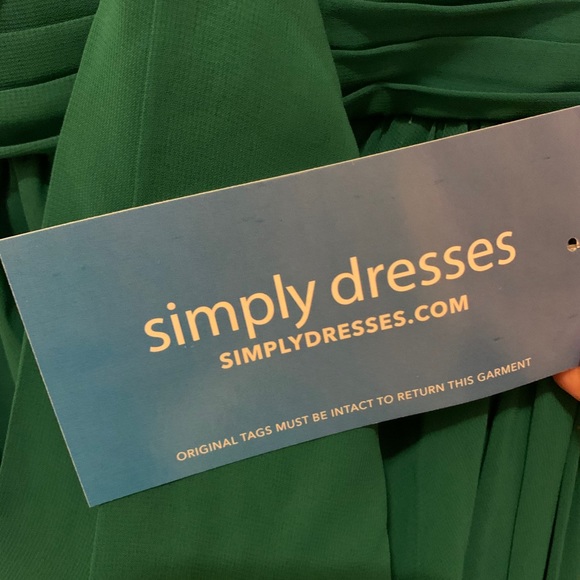 Eliza J Women's Gown, Emerald, size 4 - Picture 2 of 6